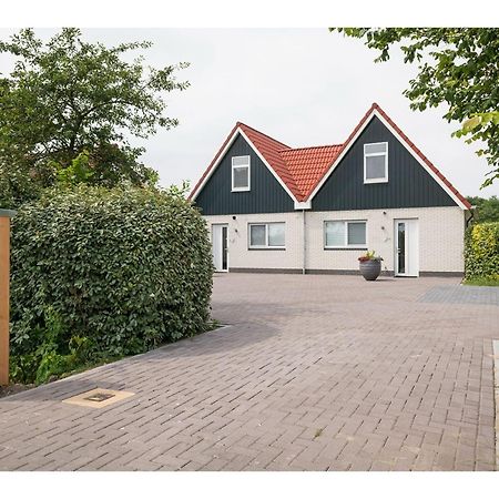 Bungalow On Texel With A Spacious Terrace De Cocksdorp  Exterior photo